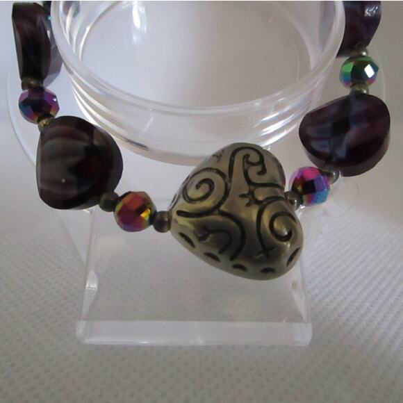 Iridescent Purple Glass Bead Bracelet with Silver Heart Charm Boho Y2K - Picture 12 of 17